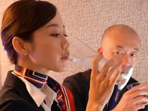 Giành tiền du lịch gái nhưng bị chị kế trộm và cái kết